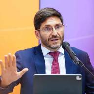 Pullaro dijo que la protesta de la policía “fue un reclamo justo y genuino” y anunció un aumento de sueldo