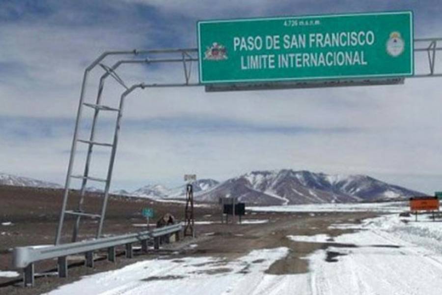 Cierran el Paso Internacional San Francisco por mal tiempo en alta montaña