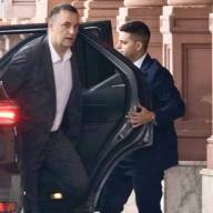 Se estableció quién será el jefe de Gabinete interino en caso de ausencia temporal de Adorni