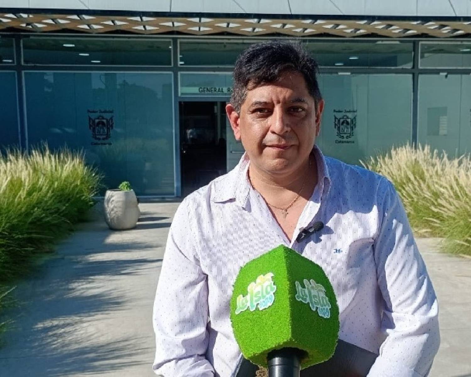 Denuncian que la intendencia de Huillapima paga becas de 30 y 50 mil pesos por seis horas de trabajo