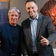 El viaje de ida de Adorni a Punta del Este lo pagó una productora de su amigo contratado por la TV Pública 