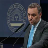 Adorni dijo que no tiene “nada que esconder” y que su patrimonio lo construyó antes de llegar al Gobierno