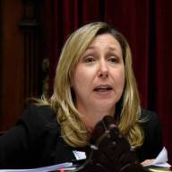 Bregman: “La próxima sesión en Diputados huele a podrido, y mucho