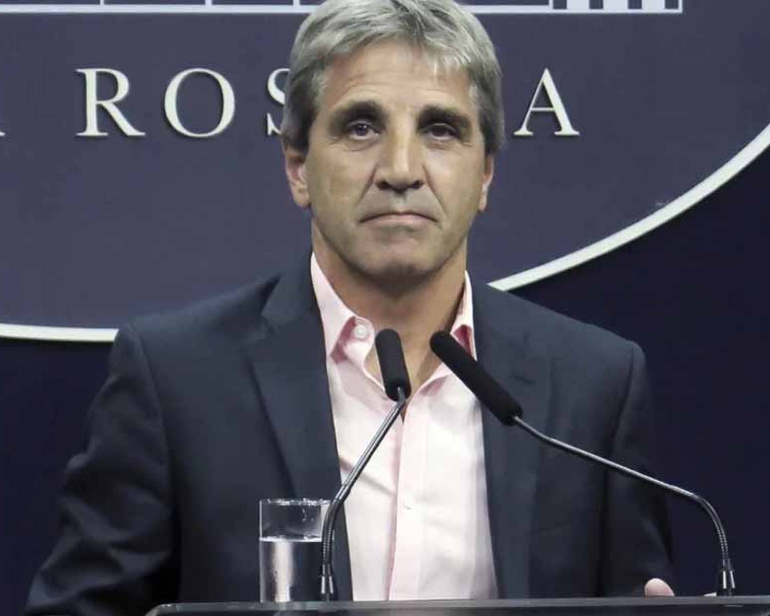 Funcionarios de Caputo se defendieron por los créditos hipotecarios: “Nada ilegal”