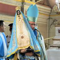 Catamarca dio inicio a las fiestas de la Virgen del Valle con un ferviente pedido por la paz en el mundo