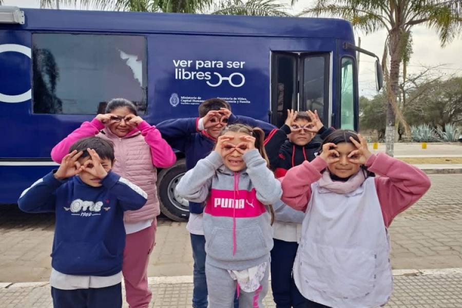 “Ver para ser Libres” el programa que recorre la provincia acercando salud visual