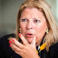 Carrió no perdonó a Adorni y vaticinó el fin del Gobierno de Milei: “No reelige”