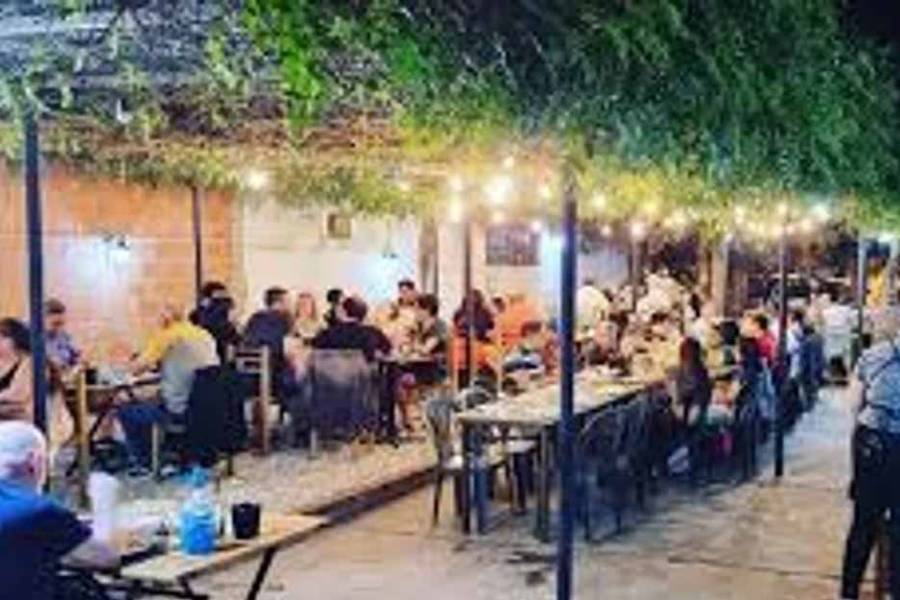 Rosario: se fueron sin pagar de una parrilla, pero se arrepintieron y saldaron la cuenta