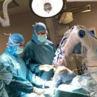 Alerta de Anmat: prohíben tornillos usados en cirugías por ser falsos