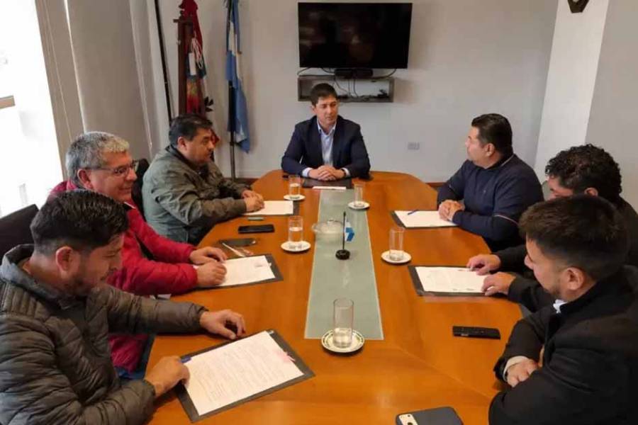 Catamarca garantiza el transporte estudiantil en el interior mediante nuevos convenios municipales