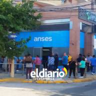 Una empleada pública denuncia el bloqueo de sus haberes tras iniciar su trámite de jubilación