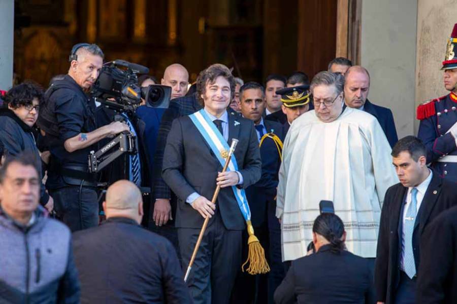 Javier Milei asiste al Tedeum y ensaya una foto de unidad, pese a que la interna no afloja