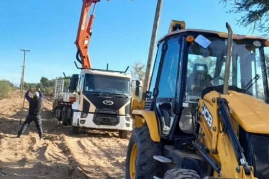 Avanza construcción de obra energética en Capayán