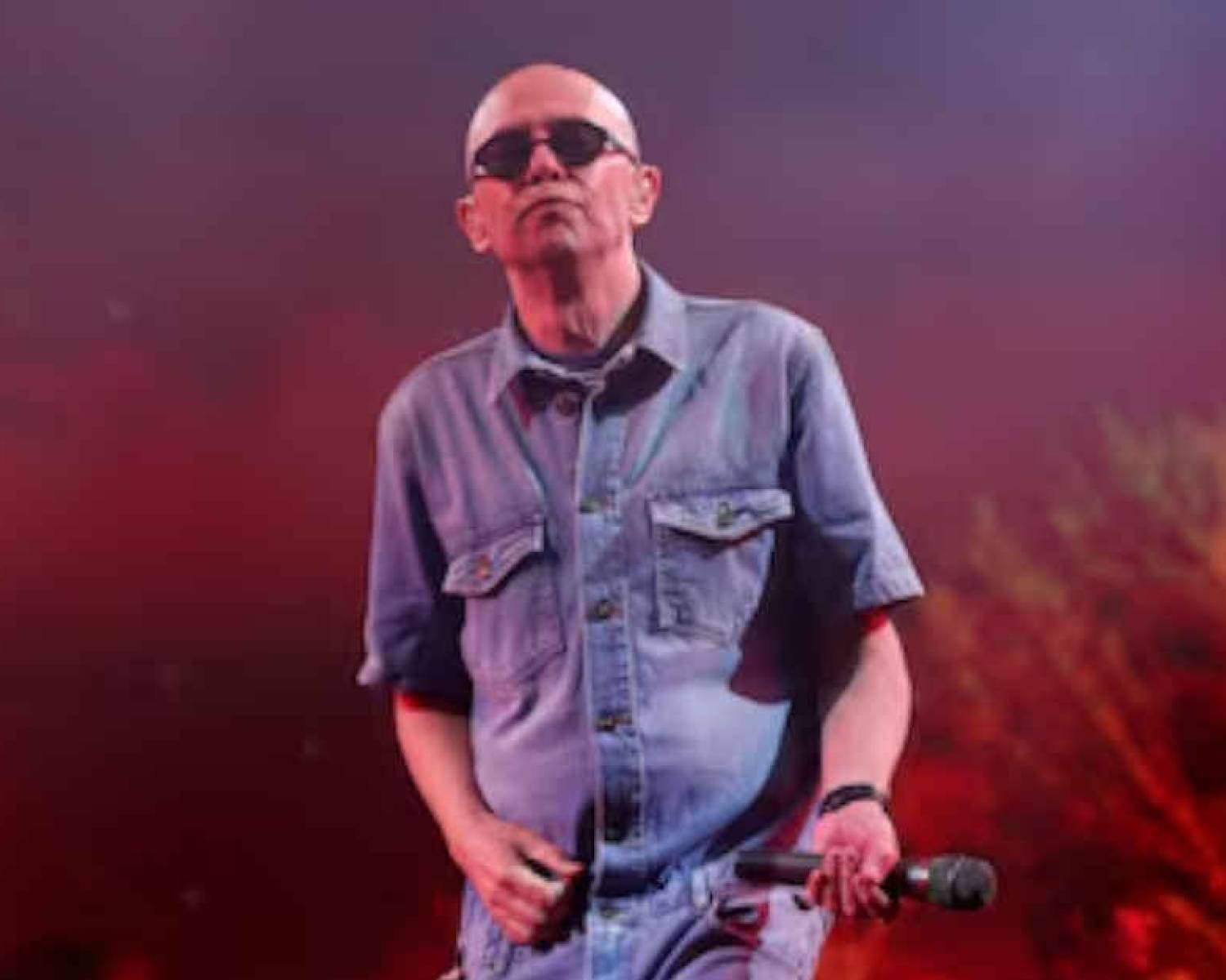 Miles de fanáticos esperan la confirmación para despedir al Indio Solari en la última misa ricotera