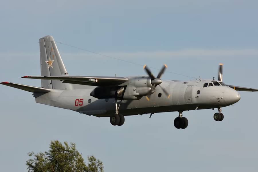 Tragedia militar en la India: cinco soldados murieron tras estrellarse un avión