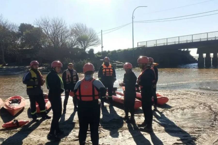 Hallan un cuerpo en el Río de la Plata: investigan si es uno de los percadores desaparecidos