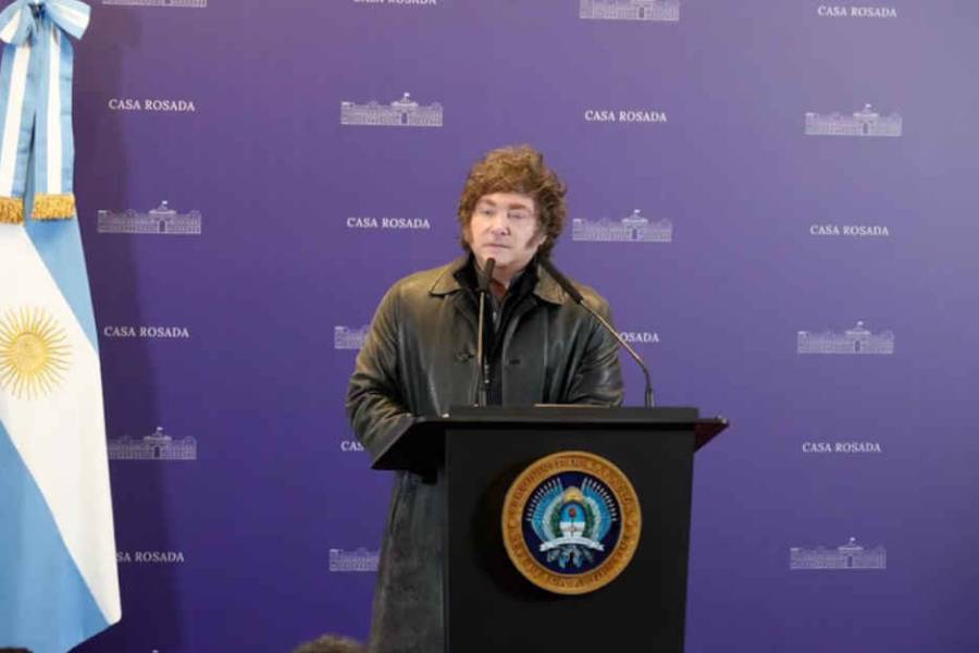 Milei reunió a legisladores de La Libertad Avanza y anunció una propuesta para modificar la Carta Orgánica del BCRA
