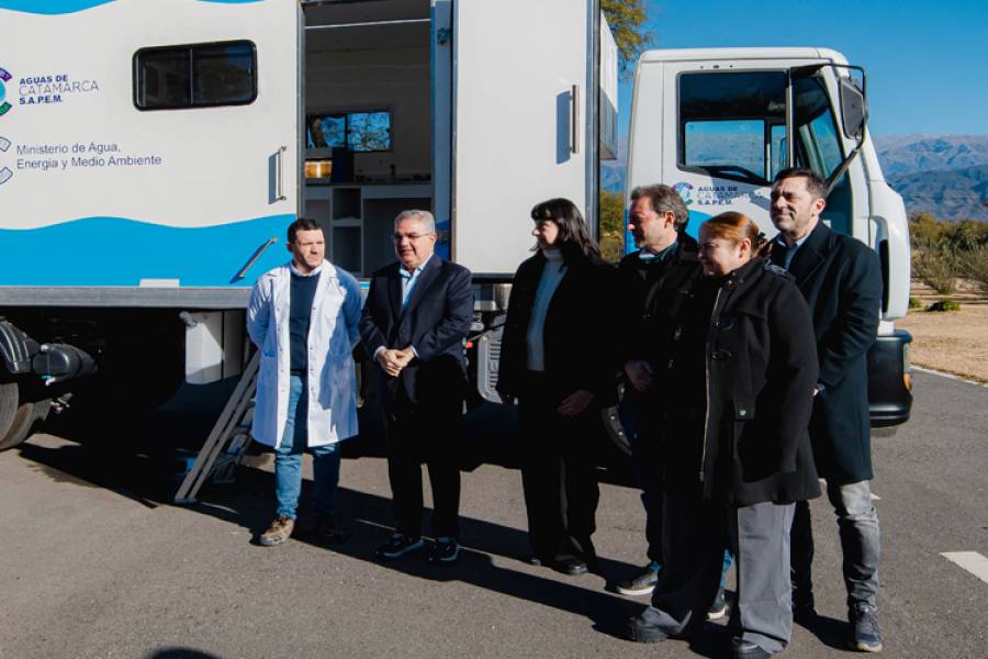 Aguas de Catamarca suma un moderno laboratorio móvil para monitorear la calidad del agua en toda la provincia