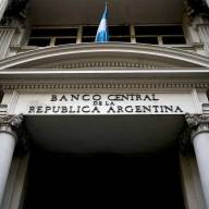 Cayeron las reservas del Banco Central por el pago de la deuda