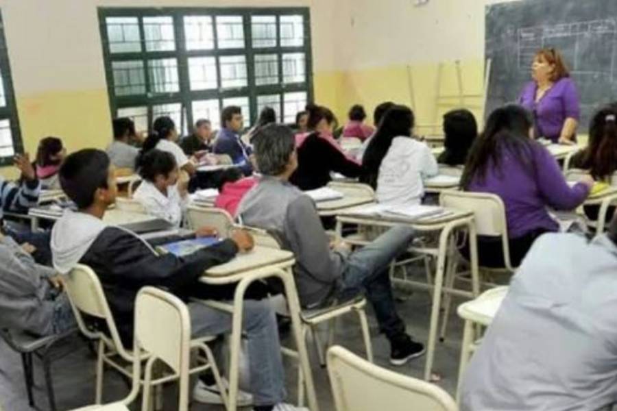 El 25% de los jóvenes no logra completar la secundaria en Argentina