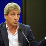 Luis Caputo anunció nuevas inversiones y volvió a culpar al kirchnerismo de la crisis actual