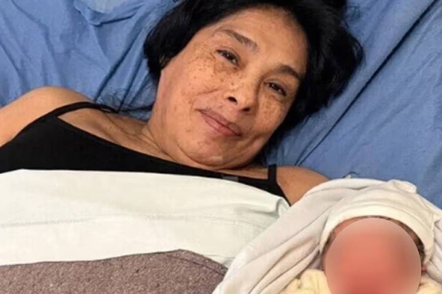 Una mujer fue madre por primera vez a los 62 años y rompió un récord en la Argentina