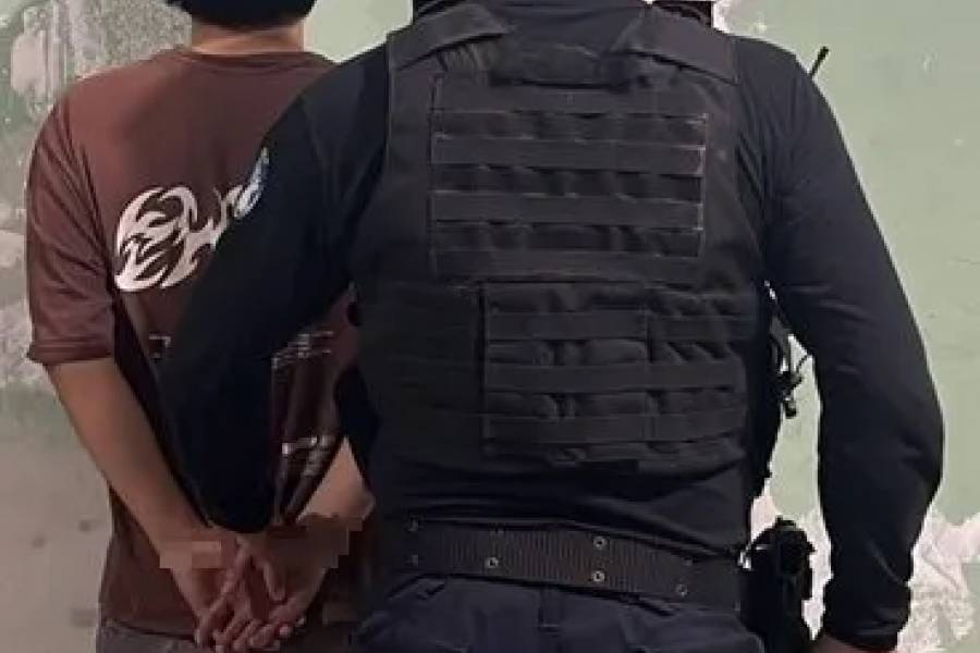 Custodia del gobernador aprehenden a caco en plena acción 