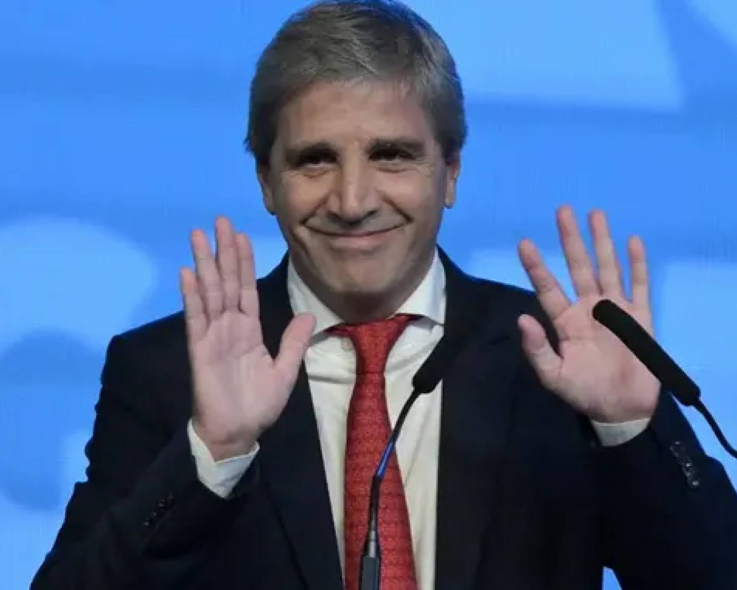 El Gobierno quiere echar mano a la plata de los jubilados para financiar la oferta de créditos hipotecarios