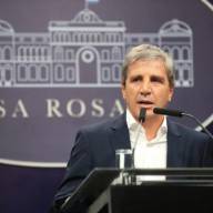 El Gobierno retuvo unos US$ 3.000 millones de fondos de obras para volcar al déficit cero