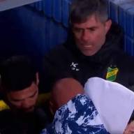 Escandaloso final de Vélez-Defensa: Vaccari y los mellizos Barros Schelotto, a las piñas en el túnel