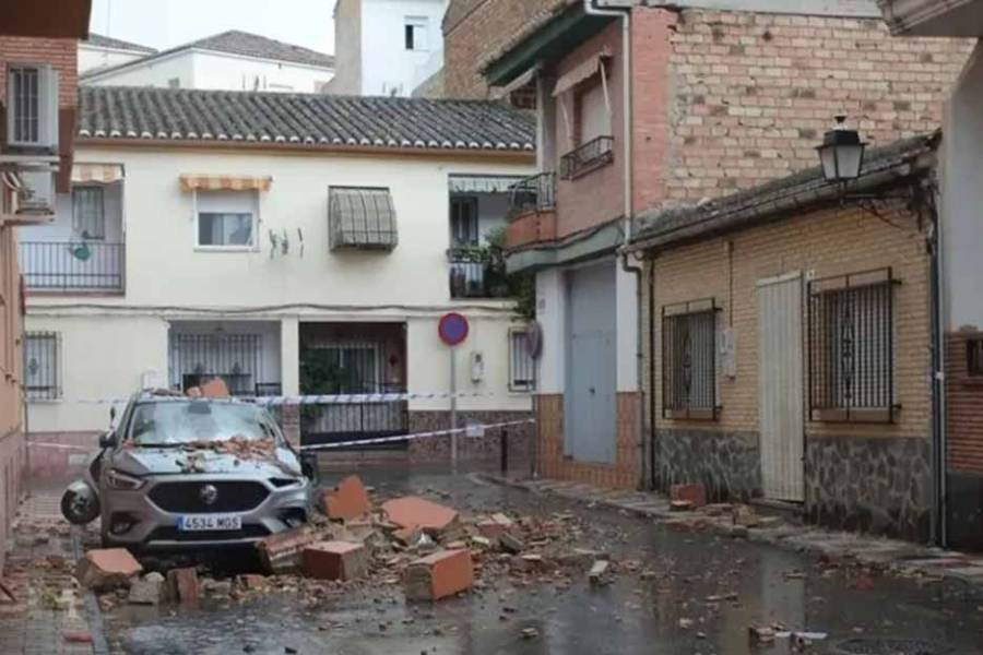 España: un terremoto en Granada obliga a desalojar la Alhambra