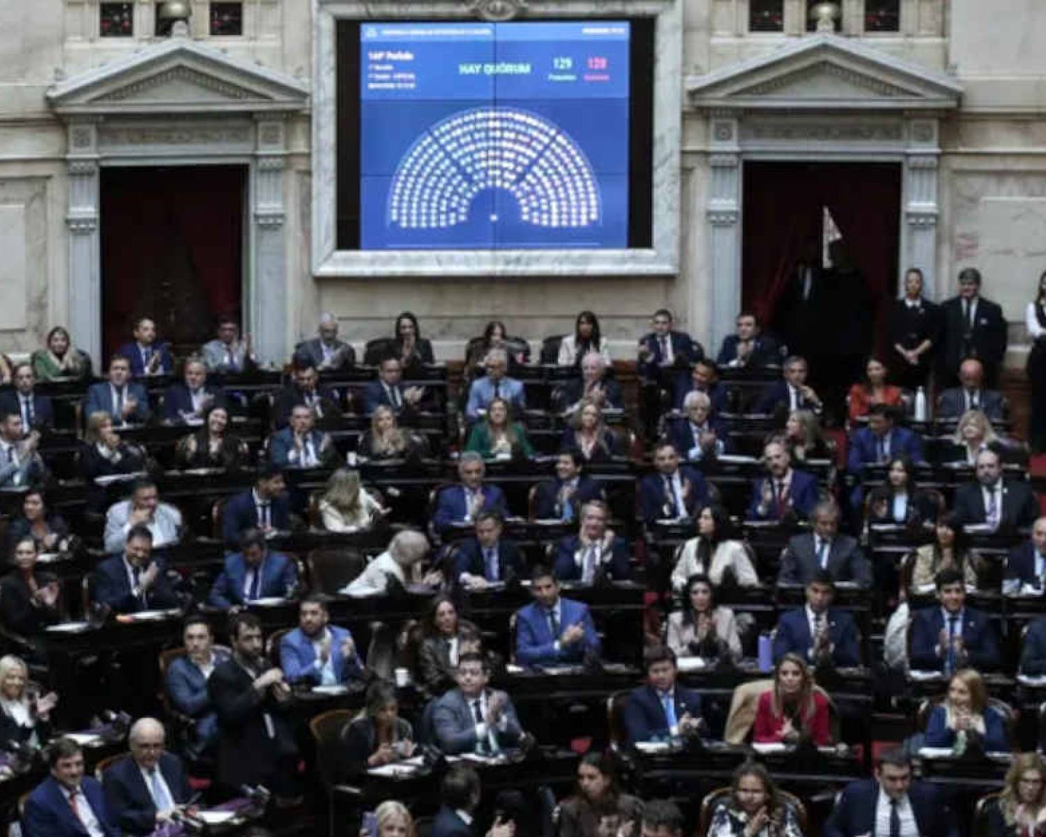 El Congreso analiza discutir una salida para quienes quedaron atrapados por el sobreendeudamiento