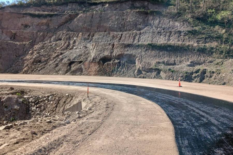 Avanza la pavimentación de la Ruta Provincial N°1: ya se completaron 12 de los 21 kilómetros previstos
