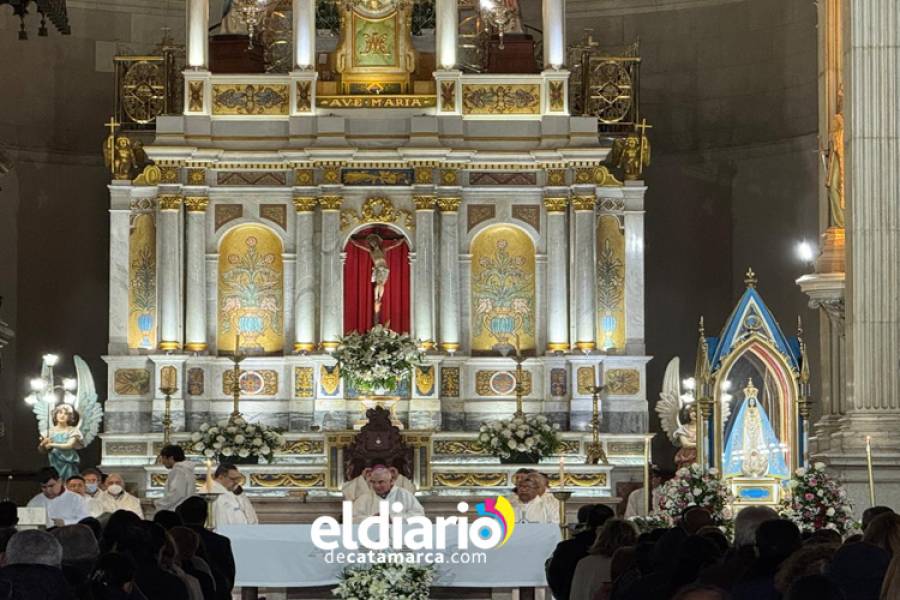 Día del Milagro: Cientos de catamarqueños dieron gracias a la Virgen del Valle