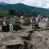 Revelaron la posible causa de la mortal avalancha en Nepal