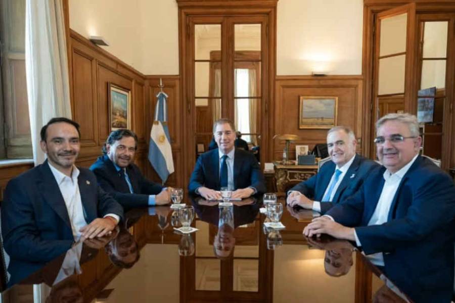 Diego Santilli se mostró con cuatro gobernadores aliados y define votos claves para la reforma electoral
