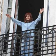 Causa Vialidad: extendieron la prisión domiciliaria a Cristina Kirchner y seguirá en San José 1111