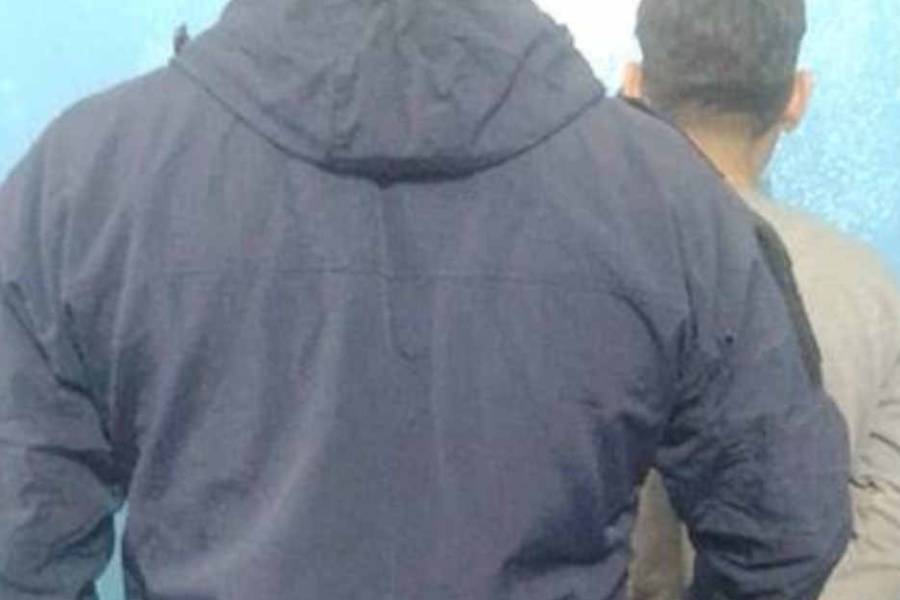 Capital: Arrestan a un hombre con pedido de detención y a otro individuo por un ilícito contra su pareja
