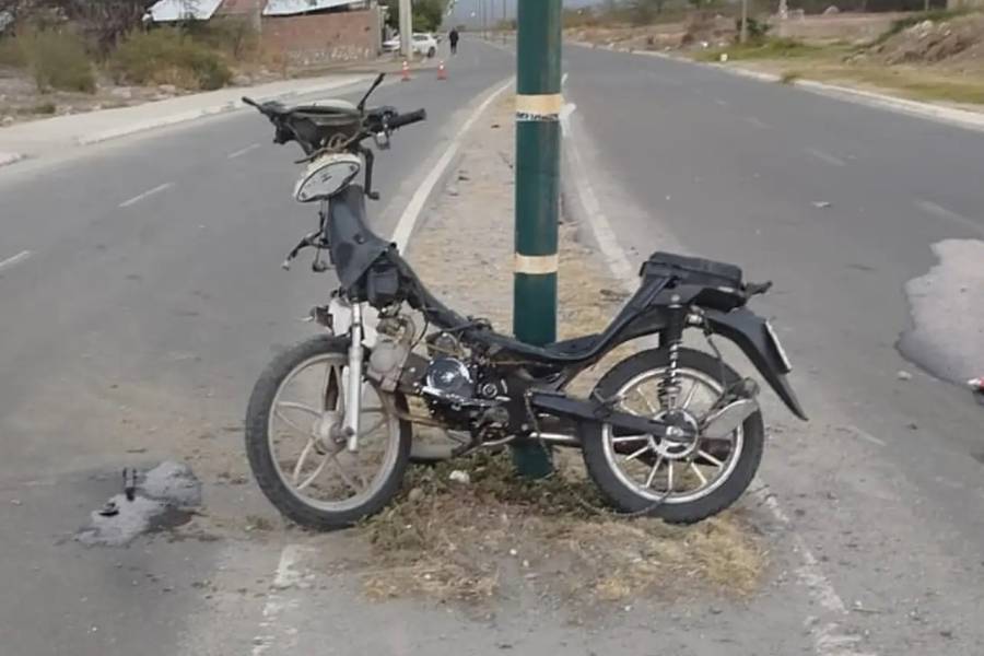 Pomán: Choque de motos deja a jóvenes lesionados