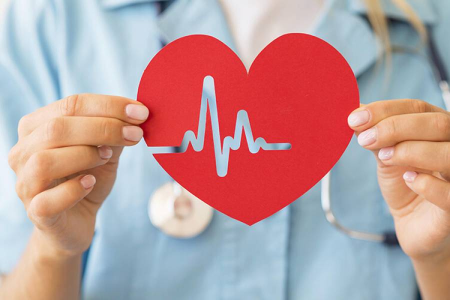 Cuál es la infección que aumenta más de 30% el riesgo de infarto y ACV