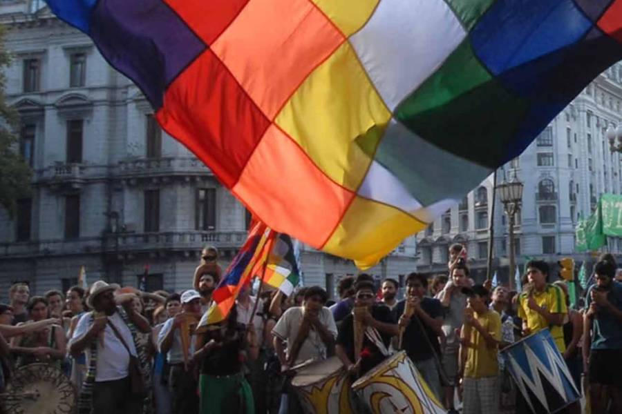Pueblos originarios rechazan el ‘Día de la Raza’ y se concentrarán en la puerta de la casa de Cristina Kirchner