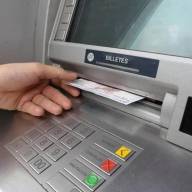 Se desploma el uso de efectivo: las extracciones en cajeros automáticos cayeron a la mitad en los últimos dos años