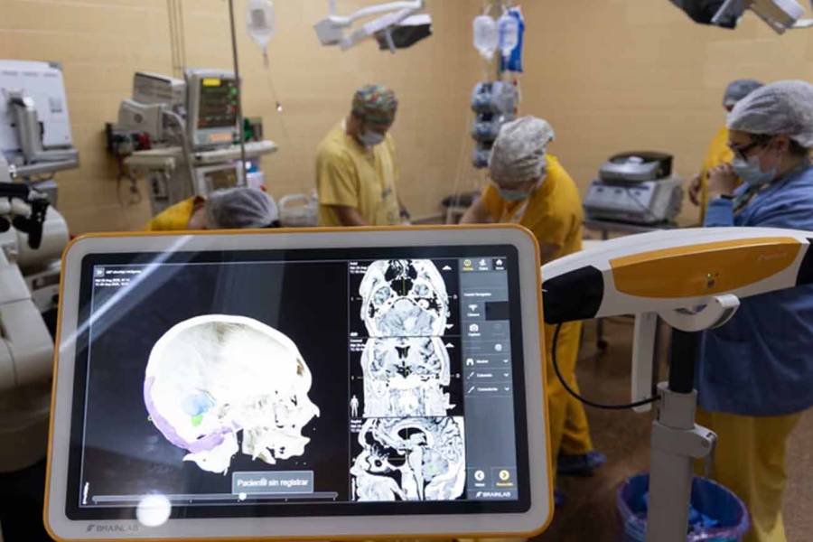 Realizan una cirugía de alta complejidad asistida por neuronavegación