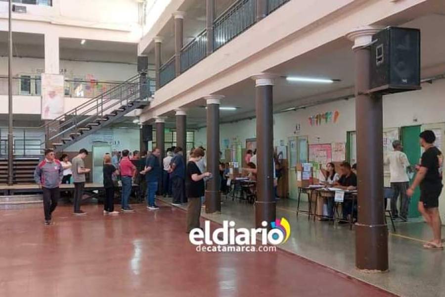 Abrieron los comicios, en Catamarca podrán sufragar 340.000 electores