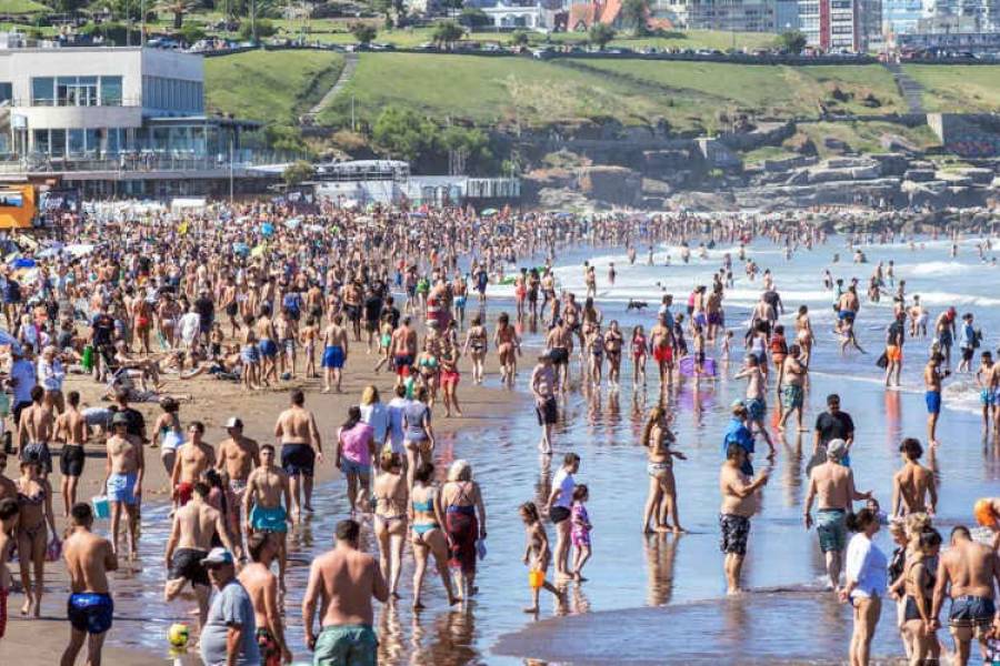 Mar del Plata: no se podrá fumar en los balnearios privados
