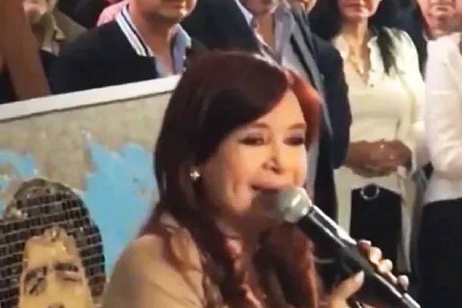 Cristina Kirchner se despidió de los trabajadores del Senado