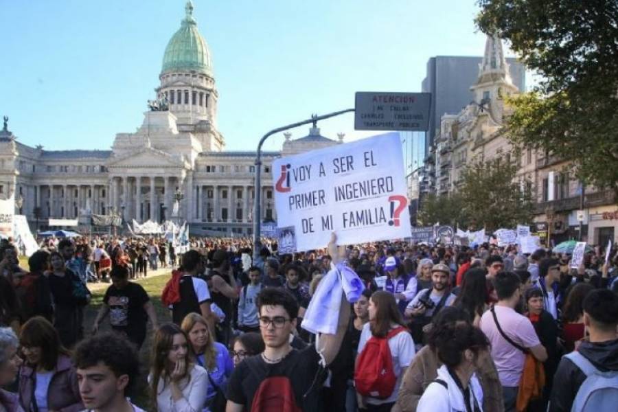 Nuevo paro en las universidades y manifestación contra Javier Milei