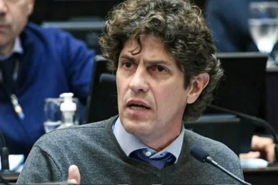 Ley Bases: Martín Lousteau presentó dictamen propio y presiona a los dialoguistas