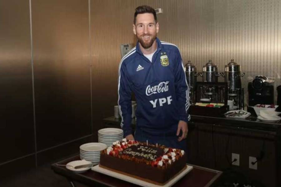 Lionel Messi festeja sus 37 años en la concentración de la Selección argentina con un nuevo sueño por delante