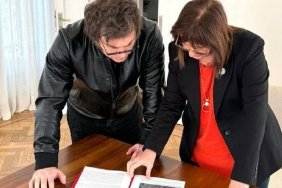 Javier Milei y Patricia Bullrich mantuvieron una reunión por el caso Loan